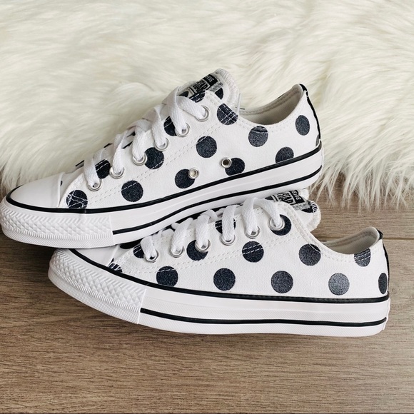 NWT Converse Chuck Taylor All Star Women’s Shoes - Picture 7 of 9